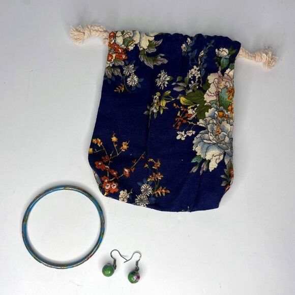 Enamel Thin Marked 925 Bangle Bracelet and Earrings Set comes w/ Pouch Marked - Picture 1 of 5